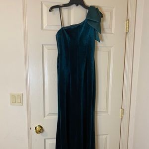 Nordstrom Eliza JBow One-ShoulderVelvet GownGreen